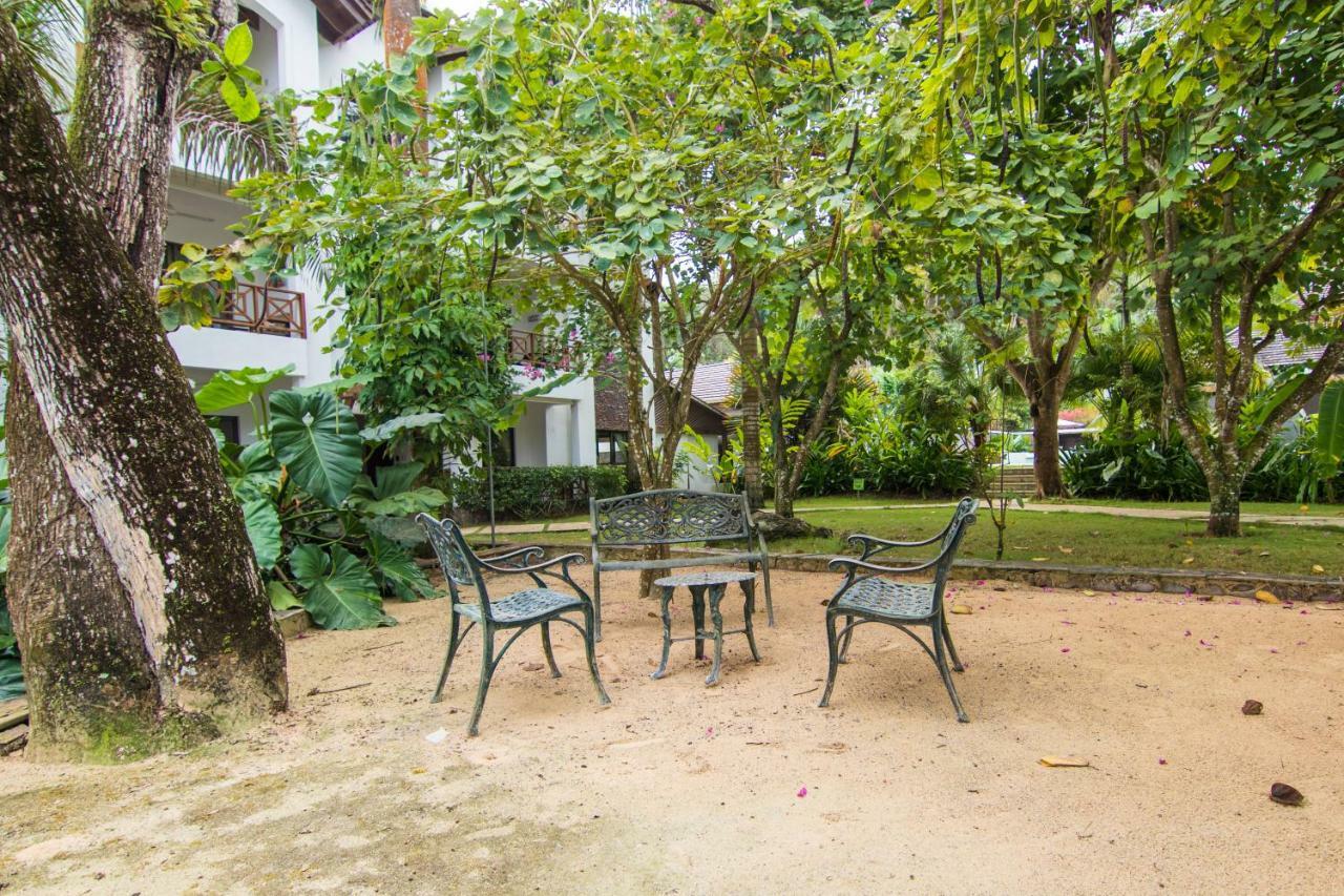 Monserrat Residences Лас Терренас Экстерьер фото